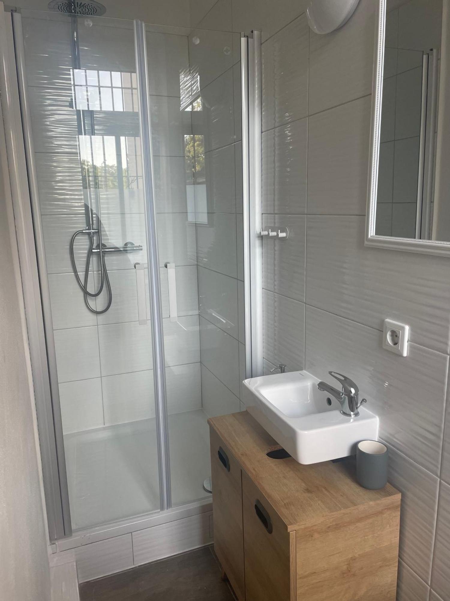 Appartement "Gudrun" Inklusive Parkplatz Halle  Exteriör bild